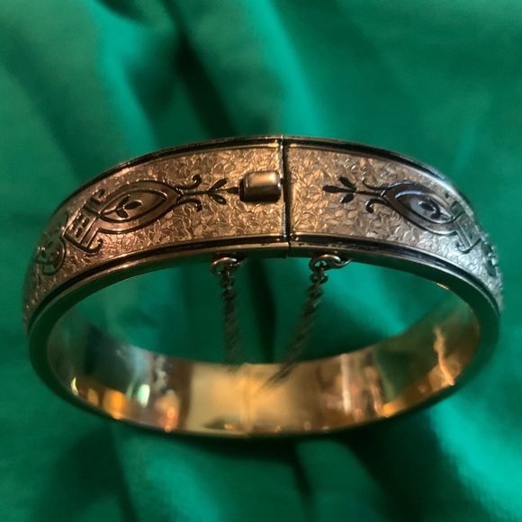 Vintage Binder Brothers 12k gold filled hinged bangle bracelet with safety clasp - Picture 4 of 9